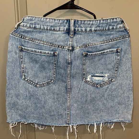 PacSun Light Blue Distressed Denim Mini Skirt - Picture 5 of 6